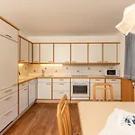 Gastehaus Huber Homestay *