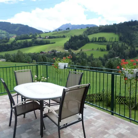 Gaestehaus Huber Fruehstueckspension Alloggio in famiglia
