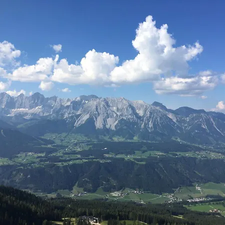 Gaestehaus Huber Fruehstueckspension Privat bolig Schladming