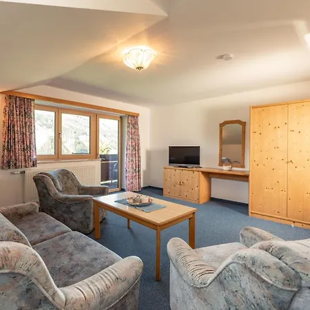 Homestay Gastehaus Huber Schladming