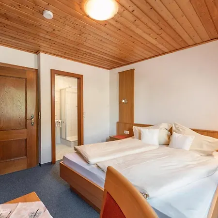 Gaestehaus Huber Fruehstueckspension Accommodatie bij particulieren Schladming