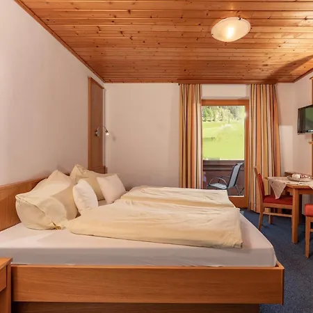 Alloggio in famiglia Gaestehaus Huber Fruehstueckspension Schladming