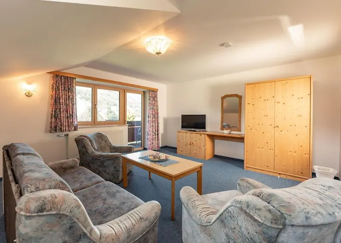 Ubytování v soukromí Gaestehaus Huber Fruehstueckspension Schladming