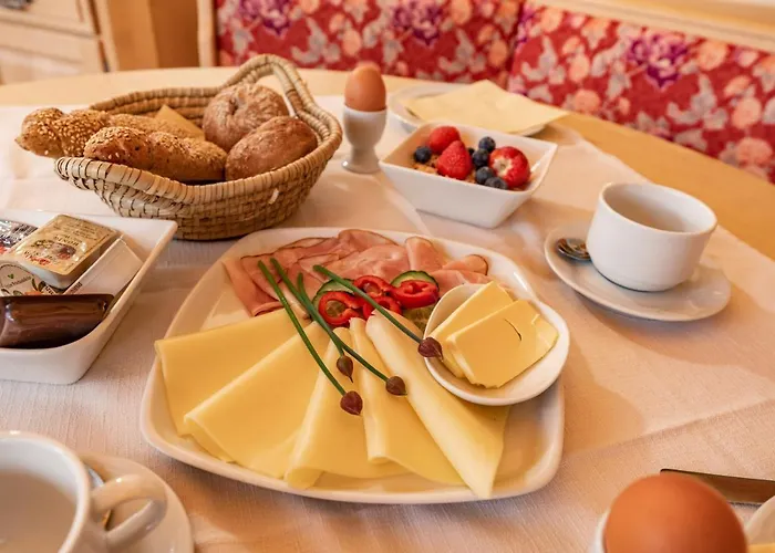 Ubytování v soukromí Gaestehaus Huber Fruehstueckspension